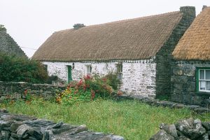 The Mac Donnchadha home, Inishmaan.  Bríd and Páidín MacDonnchadha hosted John Millington Synge here each summer from 1898 to 1902. Photo: Eckhard Pecher Wikimedia Commons 