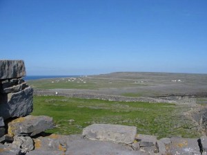 View from Dún Aengus, Inishmore Wikipedia.org