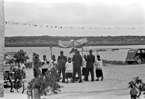 Corpus Christi Procession Kinvara Quay c 1950 Cresswell Archives