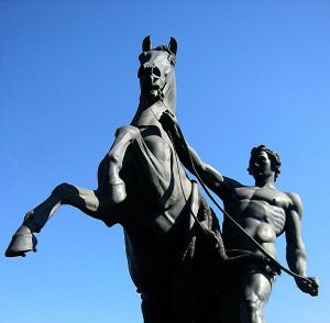 The Horse Tamers sculpture on Anichkov Bridge in Saint Petersburg i by Peter Klodt. (1805-1867)  Photo: Walter Smith Creative Commons