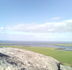 Behind the wall Photo: EO'D