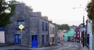 Downtown Kinvara Photo: EO'D